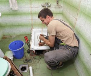 Why choose Bathroom Shower Repair Pros for bathroom shower repair in Avondale